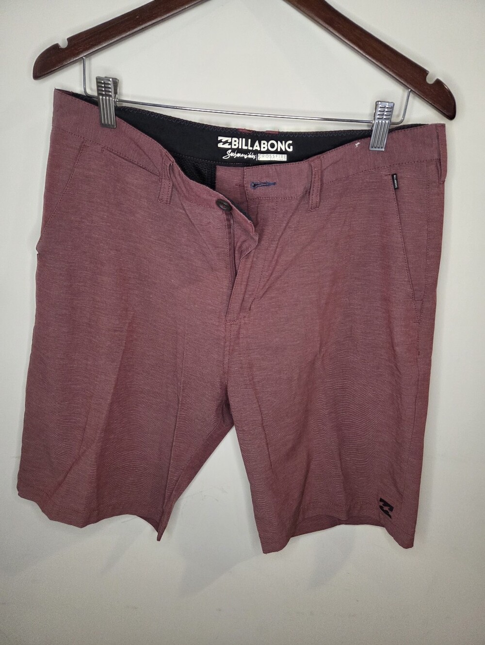 Billabong Men's Maroon Heather Shorts